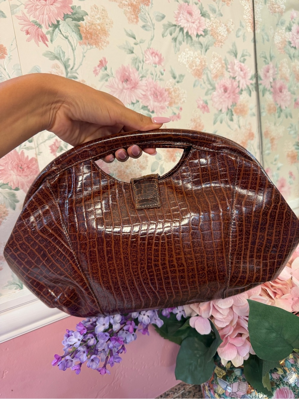 Vintage Brown Crocodile-Embossed Leather Handbag - Women's Bag - Picture 3 of 4
